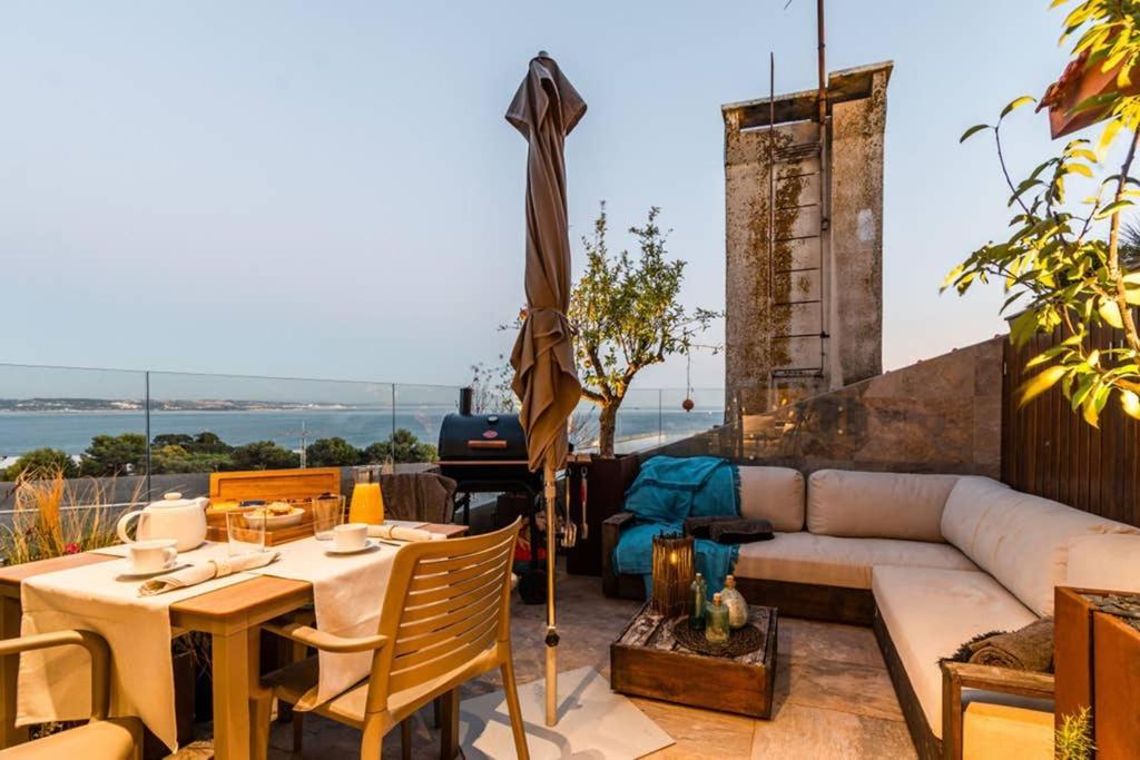 The Minipenthouse Terrace & Spa Paco de Arcos Luaran gambar